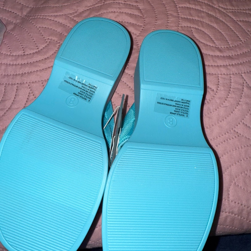 Wild Fable Turquoise Platform Flip Flops - Picture 2 of 5